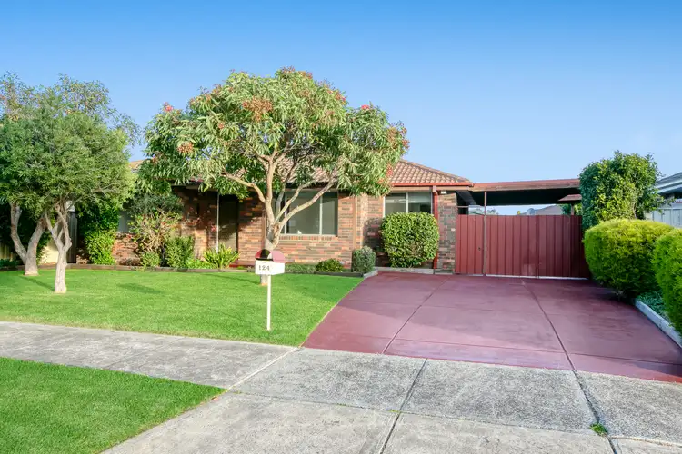 124 Casey Drive, Lalor VIC 3075