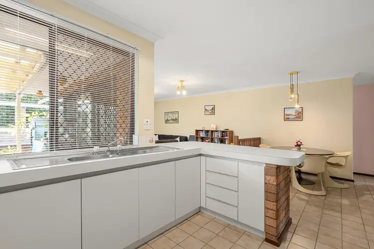 Sixth view of Homely house listing, 6 Underwood Grove, Kardinya WA 6163