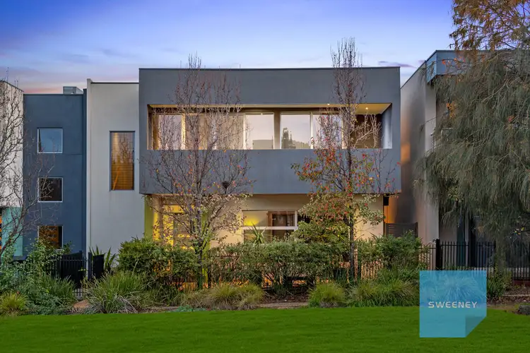 9 Coppin Lane, Caroline Springs VIC 3023
