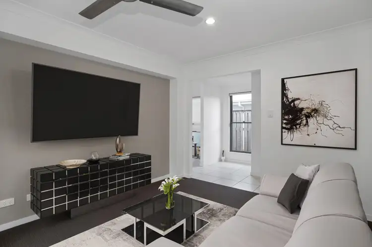 Seventh view of Homely house listing, 89 Scarborough Circuit, Blacks Beach QLD 4740