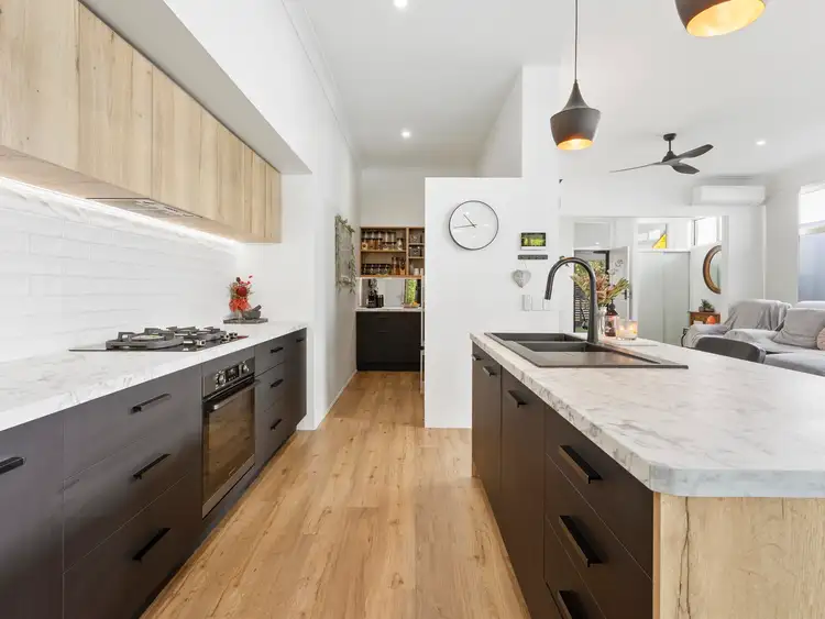 26 Majorca Crescent, Varsity Lakes QLD 4227