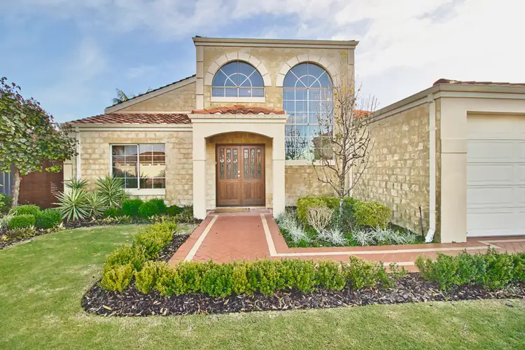 Second view of Homely house listing, 15 Biarritz Pass, Port Kennedy WA 6172