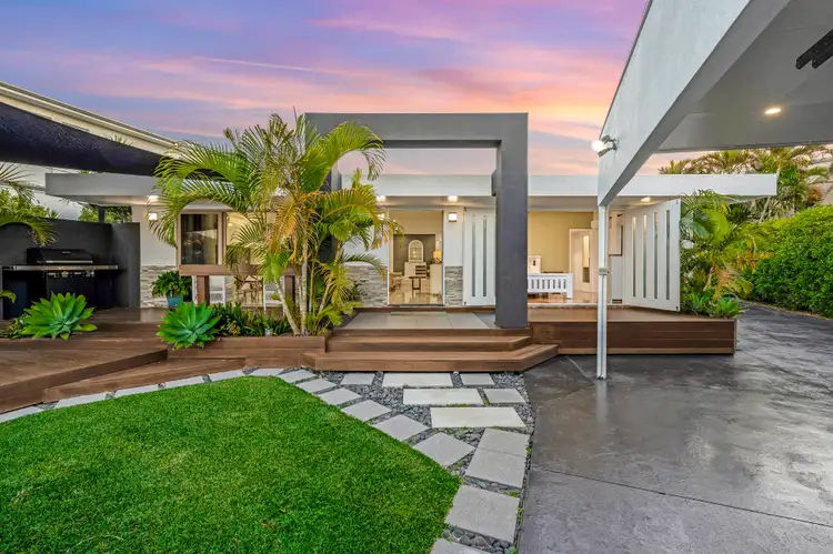 14 Matina Street, Biggera Waters QLD 4216