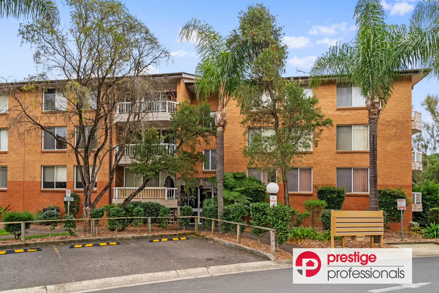 Main view of Homely unit listing, 32/3 Mead Drive, Chipping Norton NSW 2170