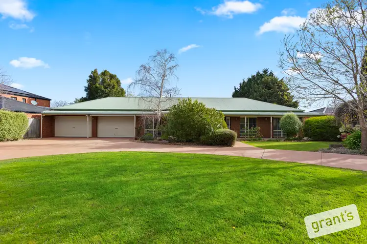 16 Cantwell Road, Narre Warren North VIC 3804
