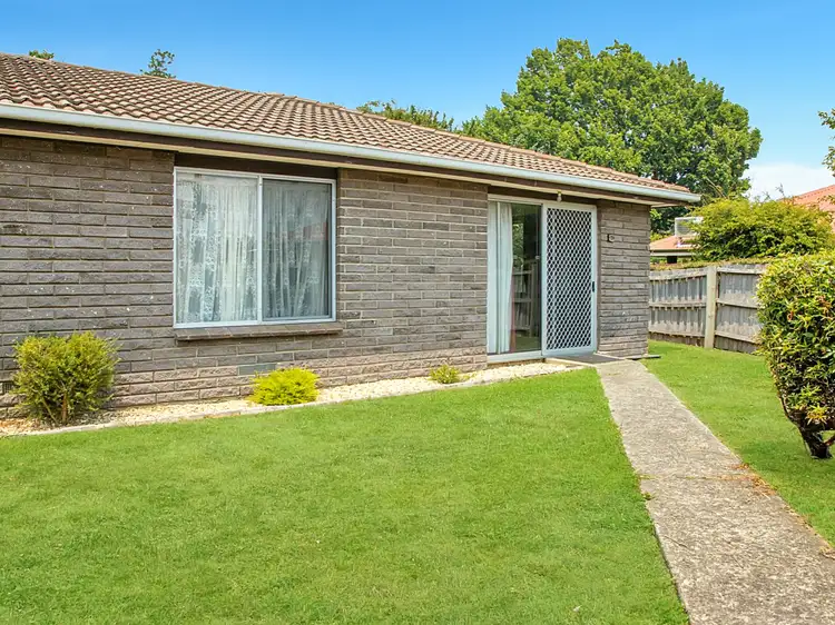 4/4 Parklands Parade, Newnham TAS 7248