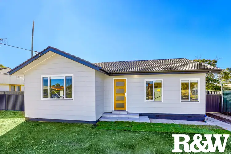 17 Samoa Place, Lethbridge Park NSW 2770