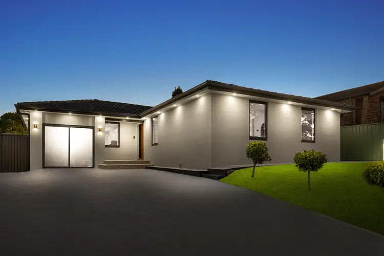 32 Stockdale Crescent, Abbotsbury NSW 2176
