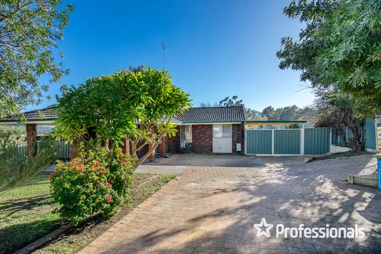 1 Meyer Cl, Kelmscott WA 6111