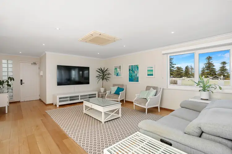 Fifth view of Homely apartment listing, 7/4 Warnham Road, Cottesloe WA 6011