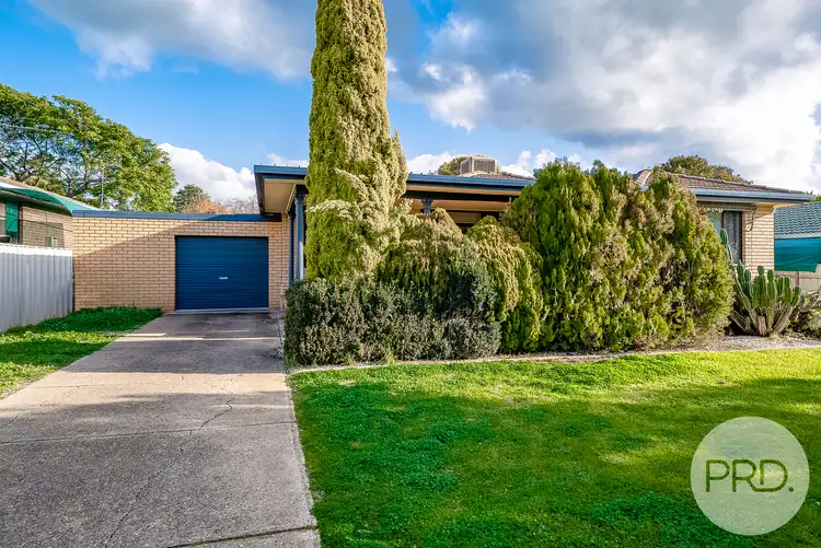 11 Dunn Avenue, Forest Hill NSW 2651