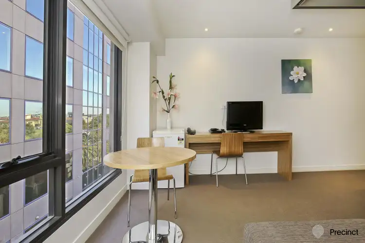 Fourth view of Homely apartment listing, 1033/572 St Kilda Rd, Melbourne VIC 3004