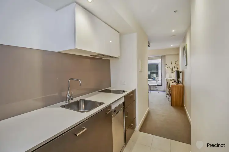 Fifth view of Homely apartment listing, 1033/572 St Kilda Rd, Melbourne VIC 3004