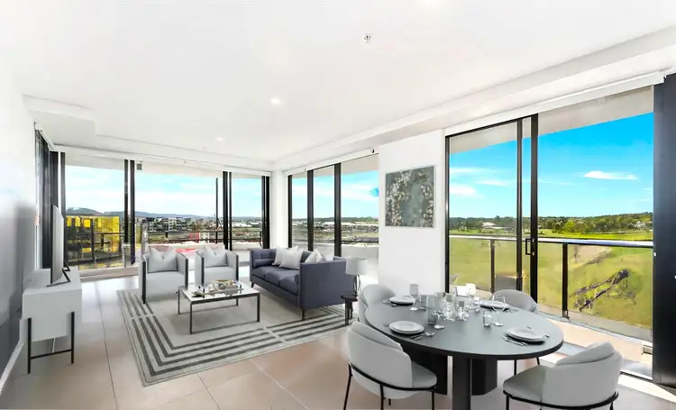 2415/1 Grant Avenue, Hope Island QLD 4212