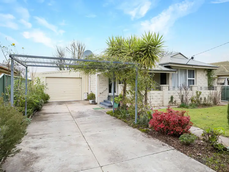 7 Amos Avenue, Benalla VIC 3672