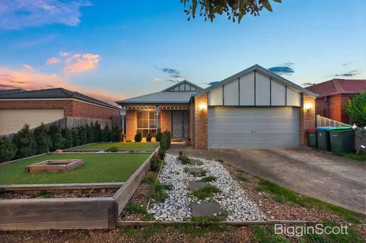 17 Flora Way, Tarneit VIC 3029