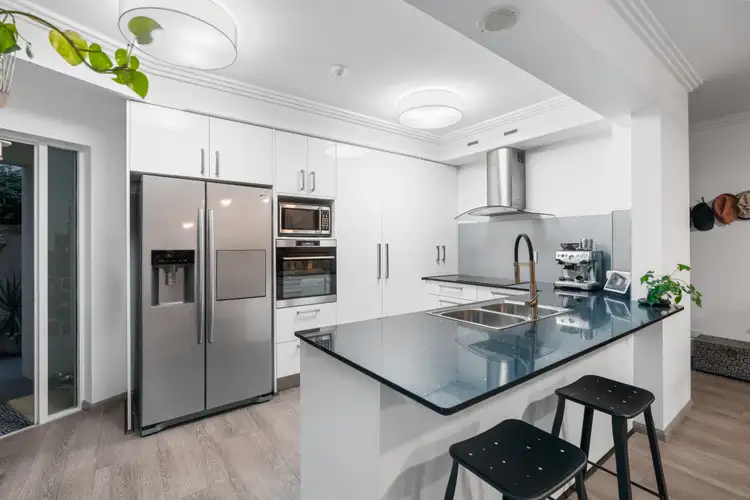 Sixth view of Homely apartment listing, 18/50 Lower River Terrace, South Brisbane QLD 4101