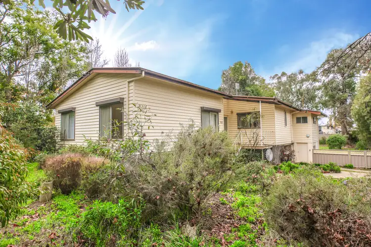 223 River Street, Deniliquin NSW 2710