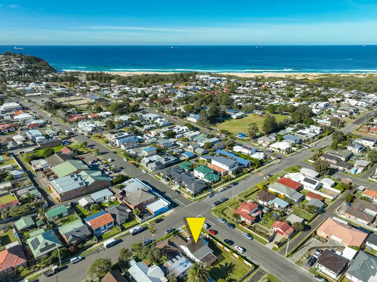 9 Woods Street, Redhead NSW 2290