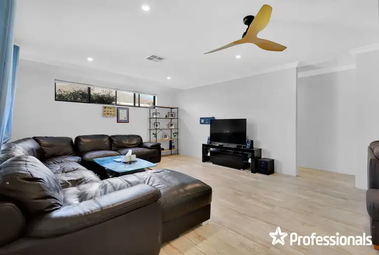 Fifth view of Homely house listing, 8 Lotus Drive, Maddington WA 6109