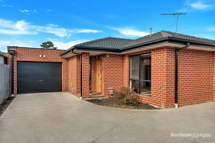 2/75 Bladin Street, Laverton VIC 3028