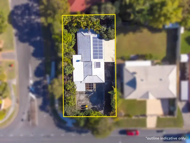 82 Edmund Rice Drive, Southport QLD 4215