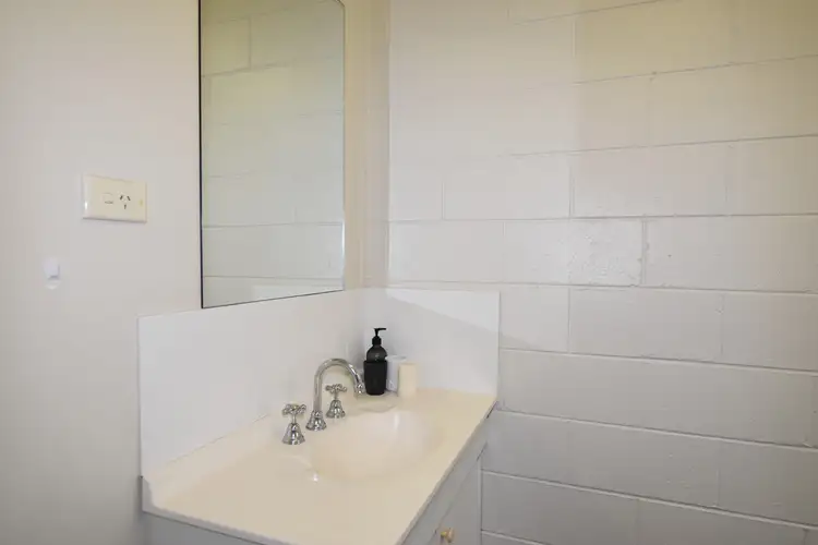 Seventh view of Homely unit listing, 2/17 Fletcher Street, West Gladstone QLD 4680