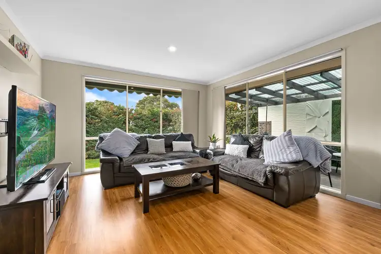 Fourth view of Homely house listing, 5 Caledonia Court, Berwick VIC 3806