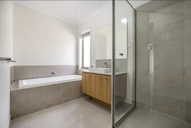 Fifth view of Homely house listing, 3 Riverwood drive, Botanic Ridge VIC 3977