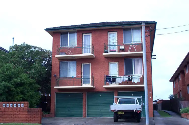 Main view of Homely unit listing, 4/120 Evaline Street, Campsie NSW 2194