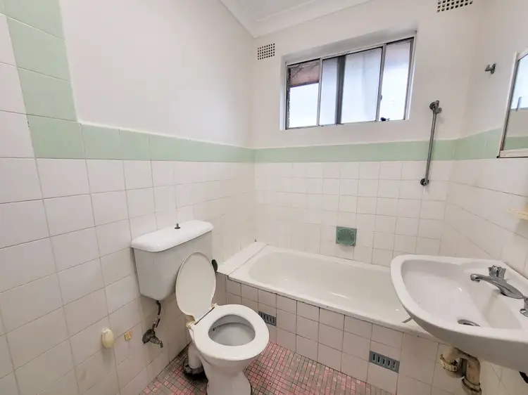 Fifth view of Homely unit listing, 4/120 Evaline Street, Campsie NSW 2194