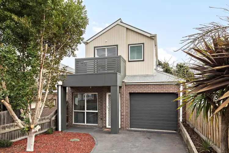 Main view of Homely townhouse listing, 1/23 Nerissa Grove, Oak Park VIC 3046