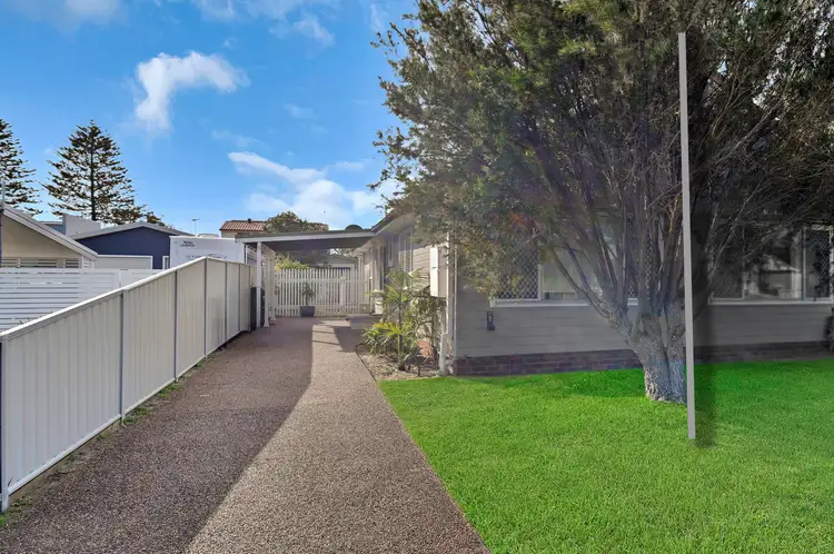 1/21 Maneela Street, Blacksmiths NSW 2281