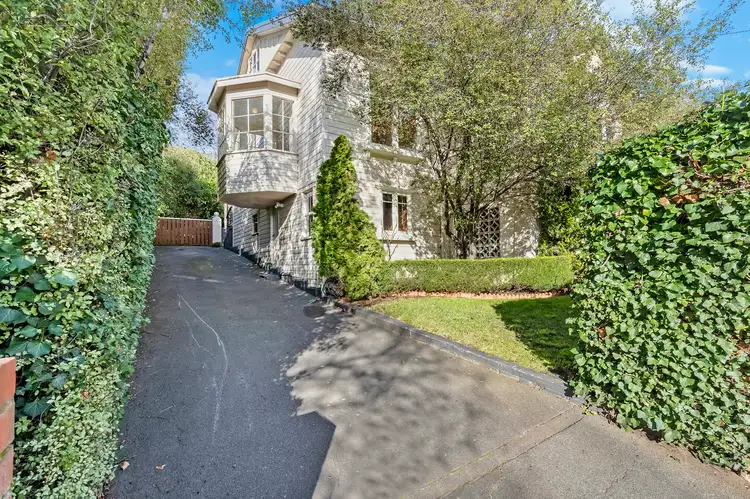 11 Richards Avenue, Newstead TAS 7250