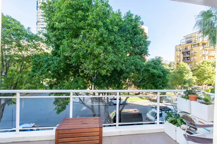 Third view of Homely apartment listing, 28/50 Rotherham Street, Kangaroo Point QLD 4169