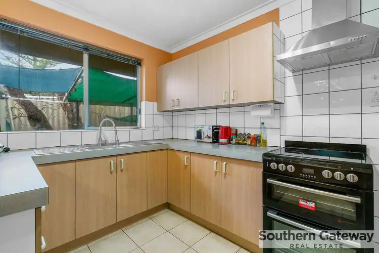 Fourth view of Homely semi-detached listing, 26 Madden Way, Parmelia WA 6167
