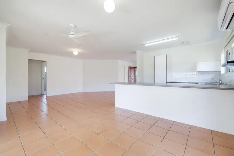 Sixth view of Homely house listing, 8 Saxonvale Court, New Auckland QLD 4680