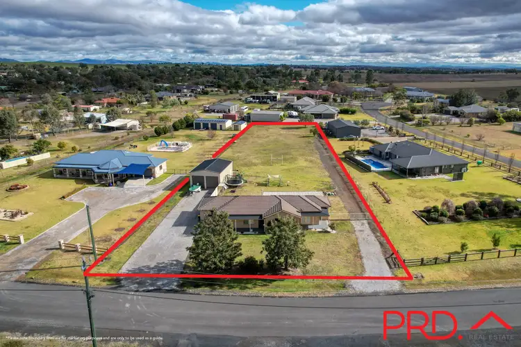 19 Palmer Drive, Tamworth NSW 2340