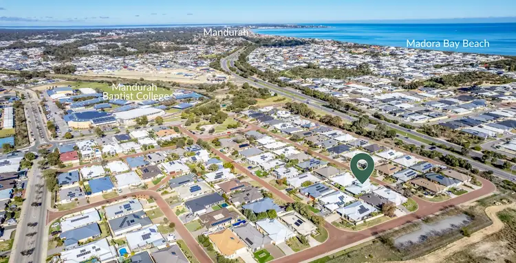 28 Jasper Way, Lakelands WA 6180