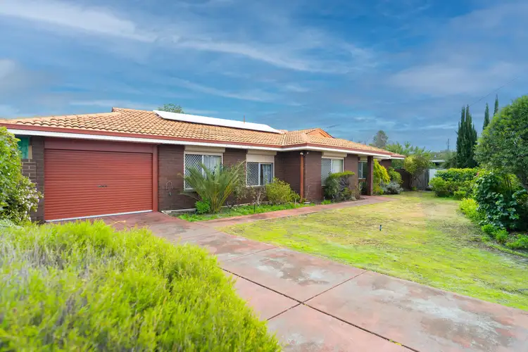 15 Rusham Place, Morley WA 6062