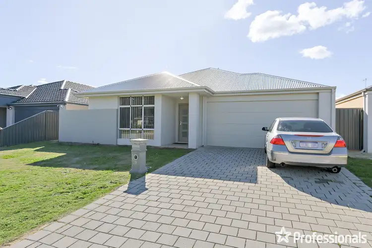 37 Fallon Place, Seville Grove WA 6112