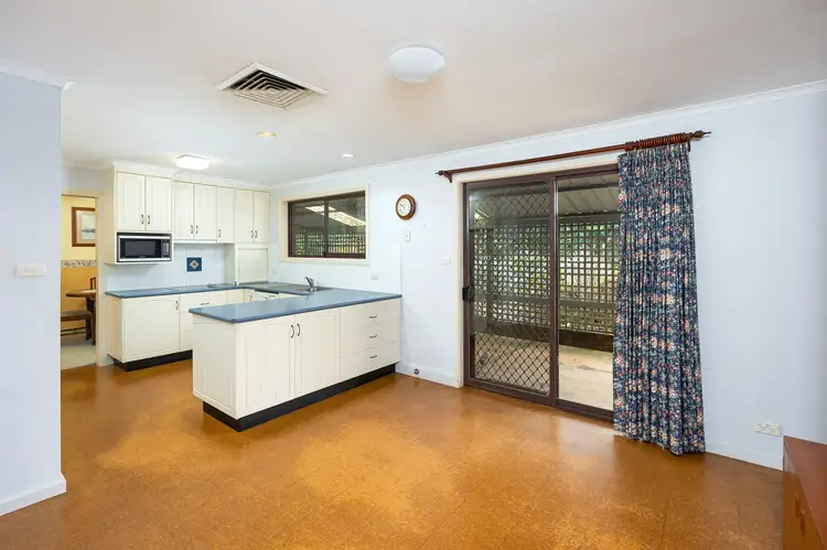 Second view of Homely house listing, 2 Wellingham Place, Temora NSW 2666