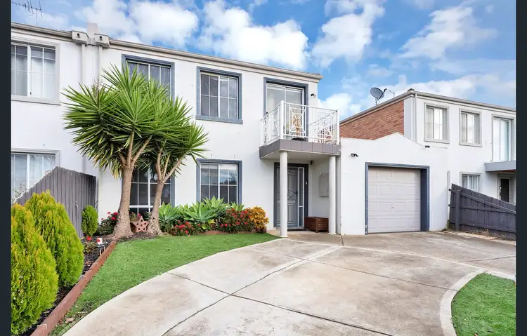 10 James Bryce Avenue, Hoppers Crossing VIC 3029