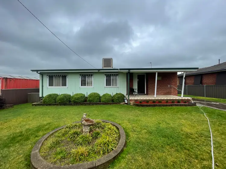 166 Fitzroy Street, Tumut NSW 2720