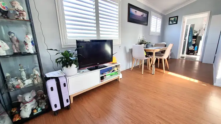 Fifth view of Homely unit listing, 4/2nd Avenue South 120 Osborne Parade, Warilla NSW 2528