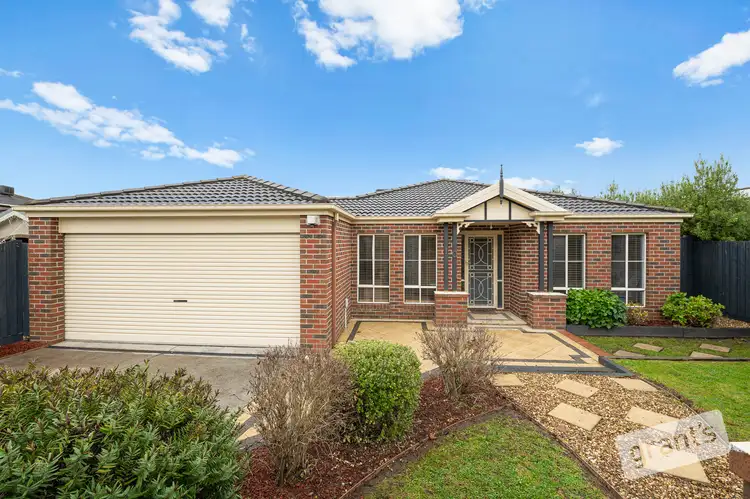 10 Blandford Crescent, Narre Warren South VIC 3805