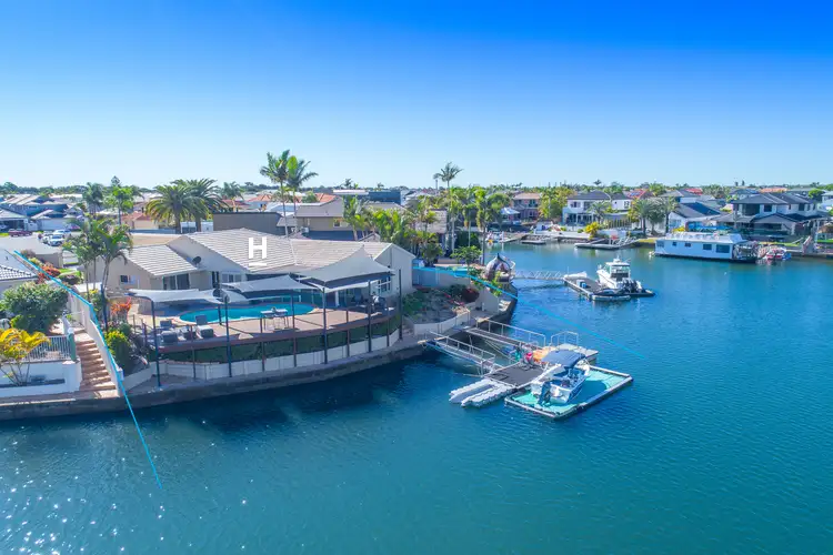 34 Nirvana Court, Runaway Bay QLD 4216