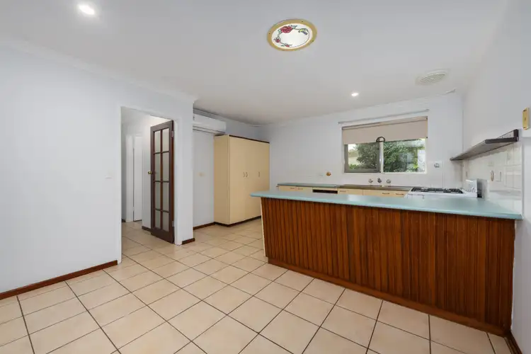 Fourth view of Homely house listing, 7 Chester Court, Orelia WA 6167