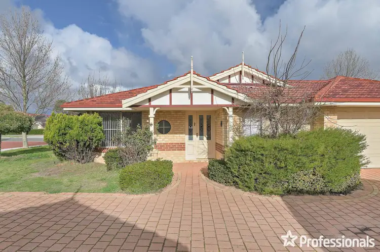 1/2 Planetree Pass, Canning Vale WA 6155