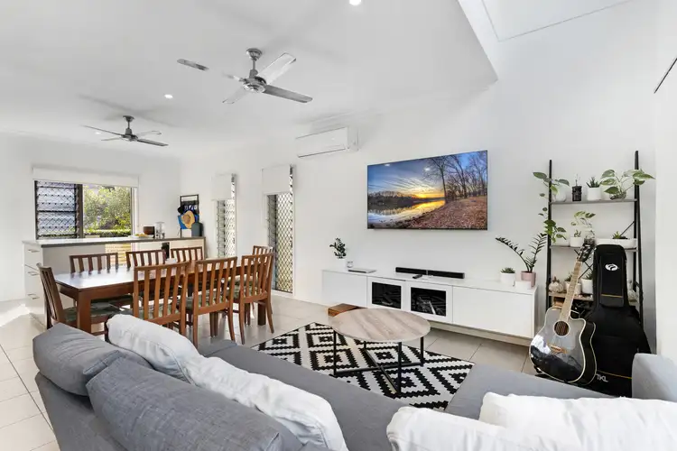 22 Emily Way, Varsity Lakes QLD 4227